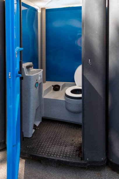 Best Portable restroom trailer rental  in Troy, IL