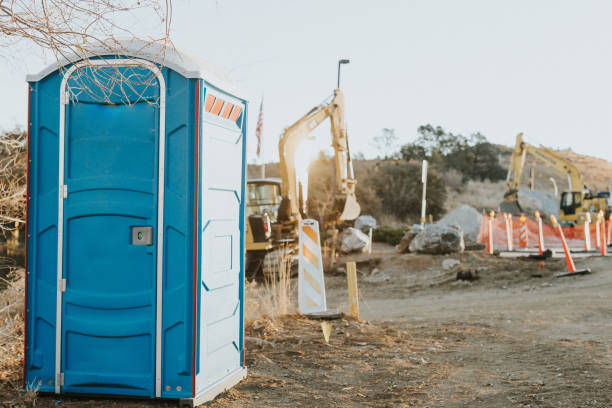 Best Portable restroom trailer rental  in Troy, IL