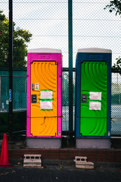 Porta potty delivery and setup in Troy, IL